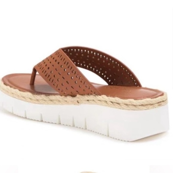 NINE WEST Santo Platform Flip Flop Sandals, Size 7 - Picture 2 of 5